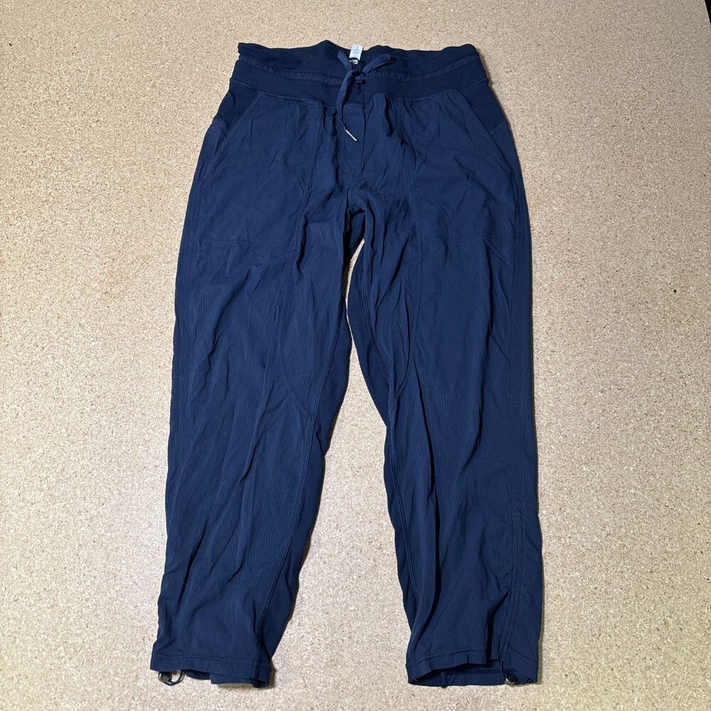 Lululemon Dance Studio Crop *25" Pants in "True Navy" Blue Size 8 W6AVQS I1